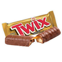 Load image into Gallery viewer, TWIX CHOCOLATE CARAMEL COOKIE BAR 50.7G
